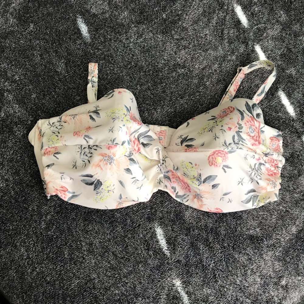 Floral H&M swim top